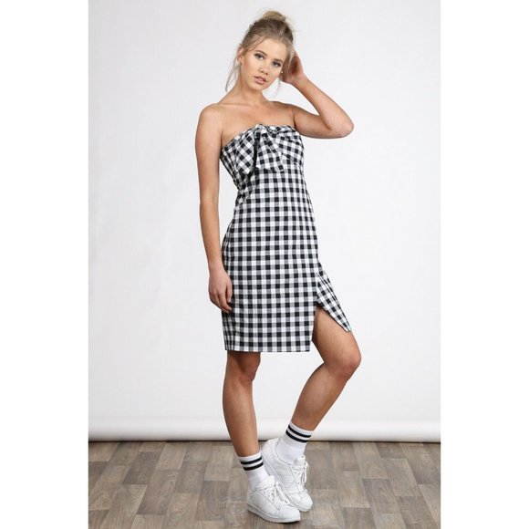 Boutique Dresses & Skirts - Women's Strapless Tie Front Fitted Dress Sexy & Super Cute Checkered Dress